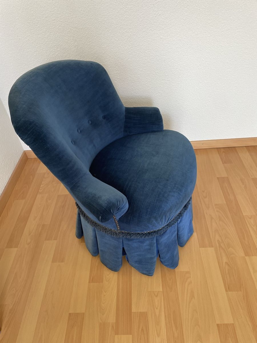 Poltrone: Antiker Sessel blau Samt – Usato da Rütihof venduto da Bemawe 1