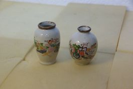 2x kleine China Vasen - Deko - Puppenhaus