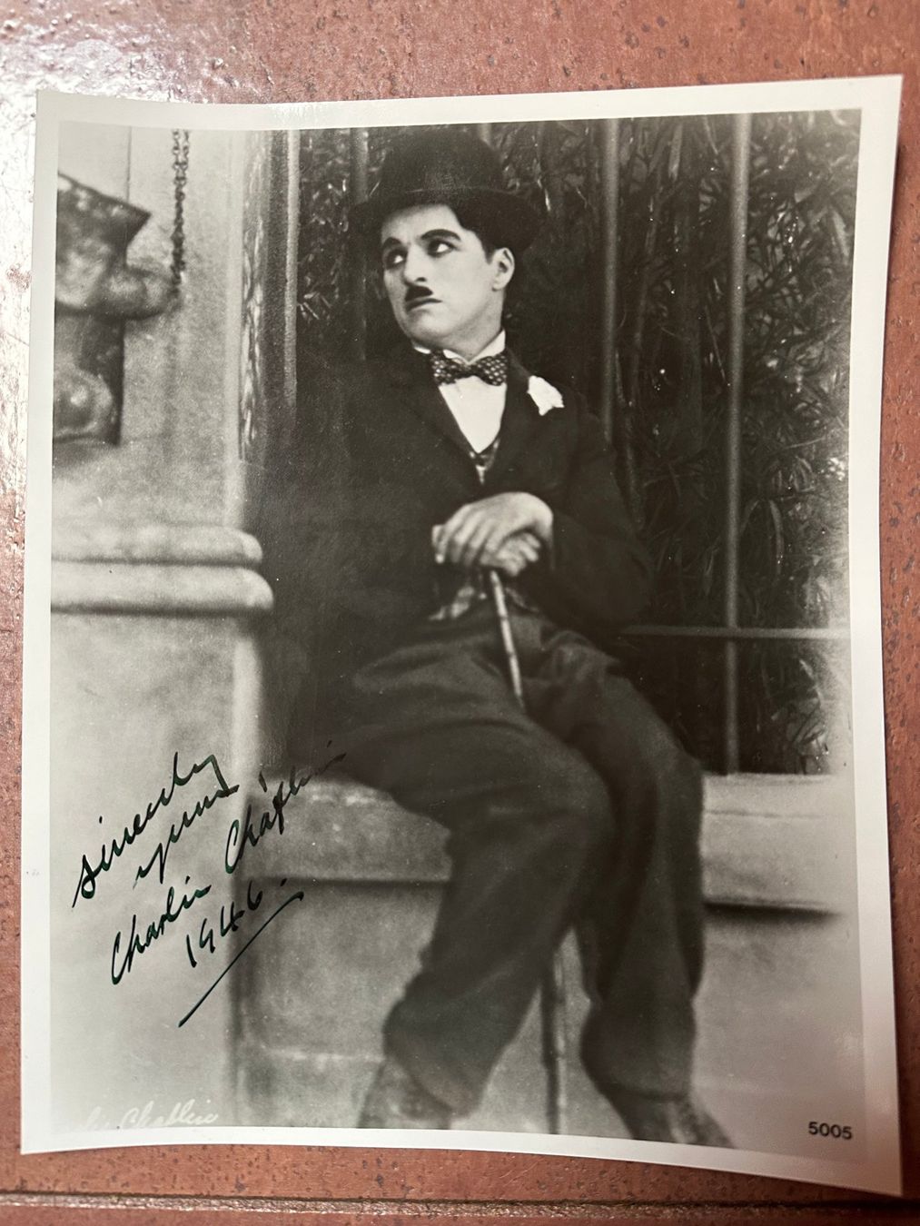 Autografi: Originalautogramm von Charlie Chaplin 1944 mit COA – Usato da rafz venduto da Ttt0071