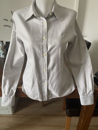 Chemise Burberry 44 Mais c’est un 38 CH lisez les mesures