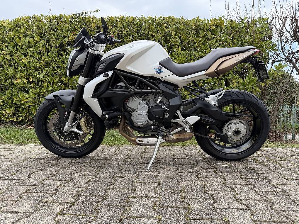 Strasse: MV Agusta Brutale  – Gebraucht aus duillier von mitch46