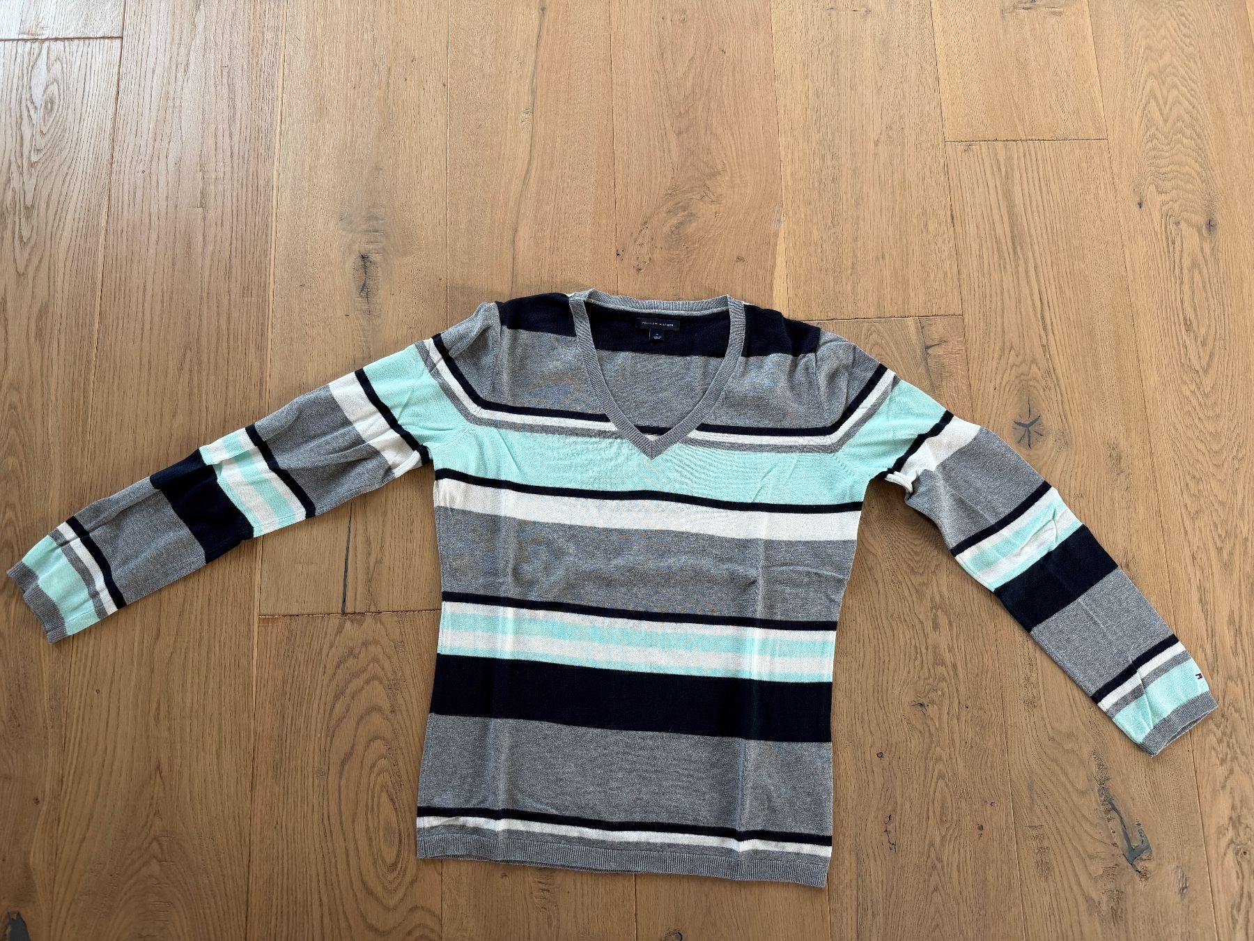 Tommy Hilfiger Maglioni & Felpe: Tommy Hilfiger Pullover – Usato da Volketswil venduto da ale_jxw2