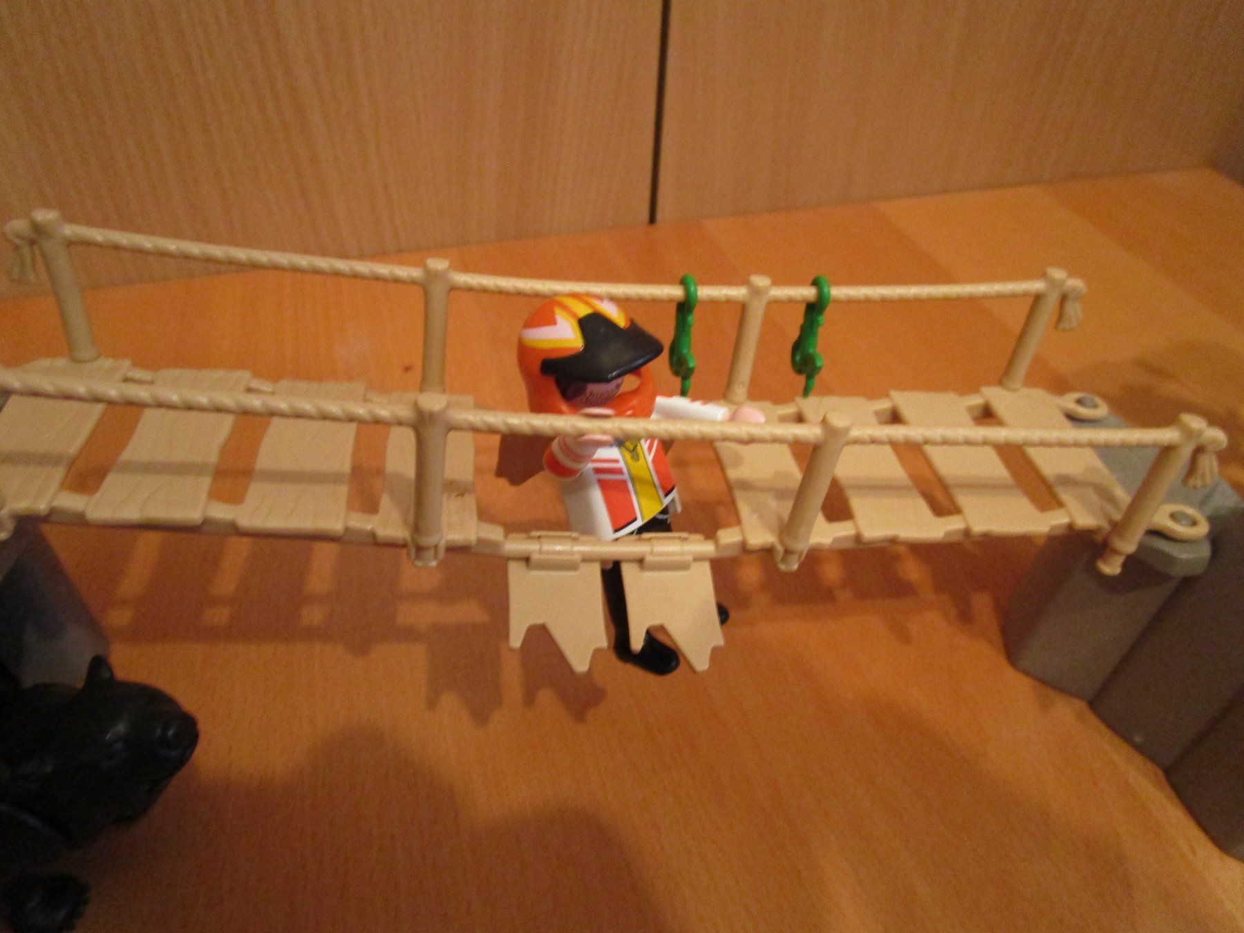 Playmobil Giocattoli: Playmobil  -  Campin Unfall mit Heli – Usato da Wetzikon ZH venduto da Storchadebar 1