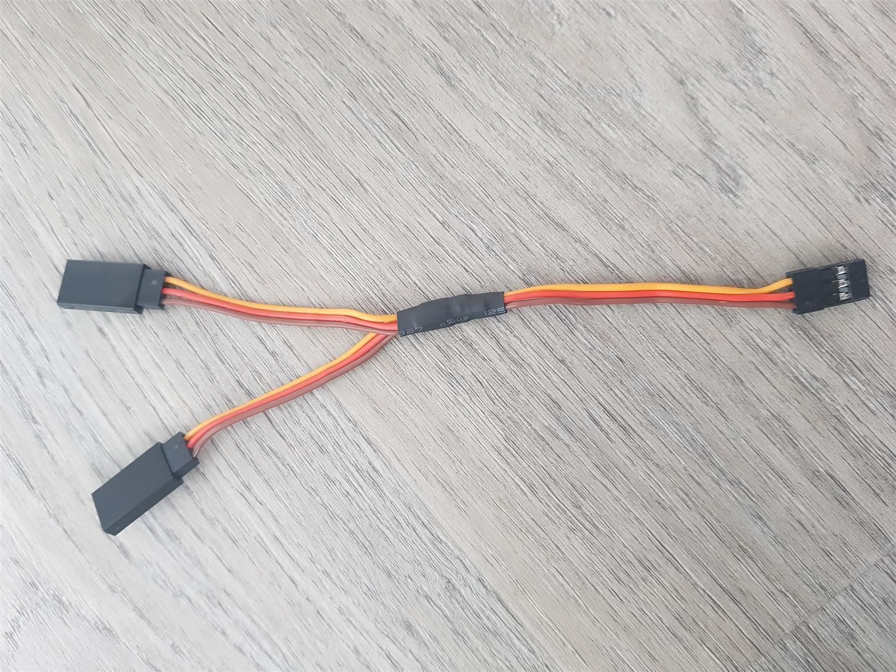 Futaba Cavi: Y-Kabel JR Futaba Servokabel – Nuovo e nell'imballaggio originale da Eglisau venduto da 20788