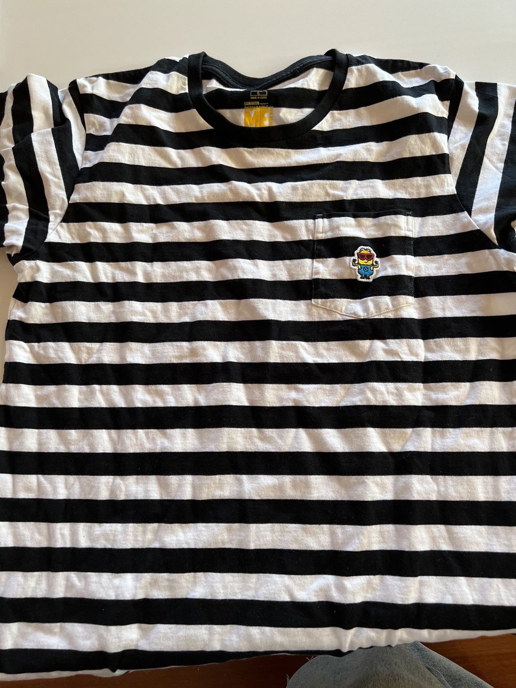 Uniqlo Hemden, T-Shirts & Polos: Despicable me / Minions Uniqlo T-Shirt – Neu (gemäss Beschreibung) aus Chexbres von doe_xns6 1