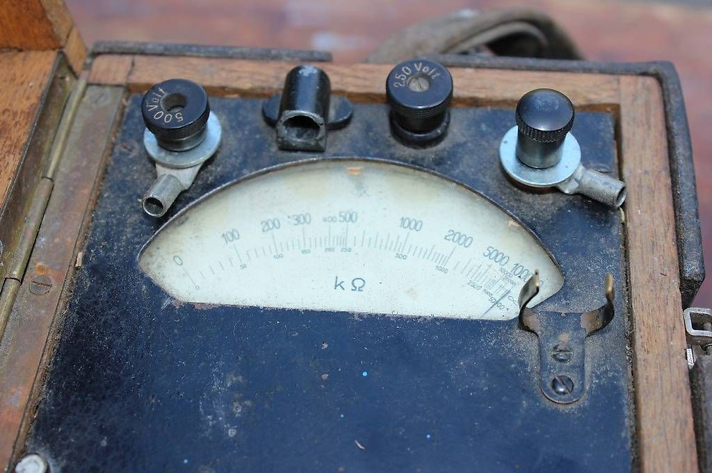 Messen: Antikes Ohm Meter, Verstellwiederstand, Messgerät – Defekt aus Werthenstein von joniace