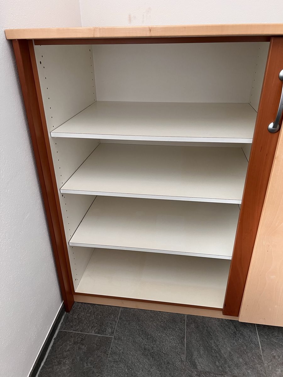 Armadi: Hochwertoger Holzschrank – Usato da Elgg venduto da Batigol_9 2