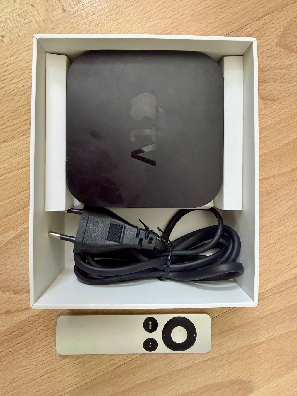 Apple Audio- & Mediensysteme: Apple TV 2. Generation A1378, gebraucht – Gebraucht aus Wädenswil von dakosurf