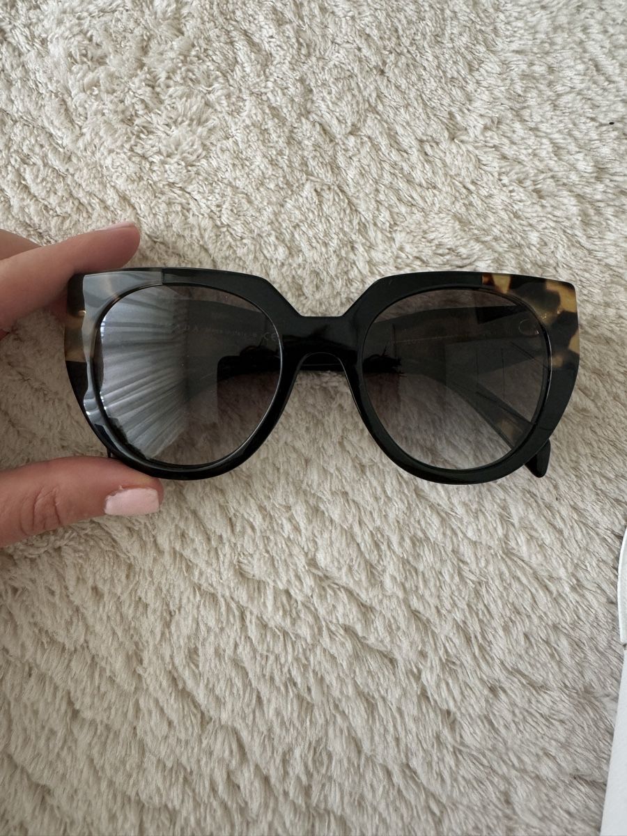 Prada Brillen & Gläser: Originale Pradasonnenbrille – Neu (gemäss Beschreibung) aus St. Gallen von LGAD96
