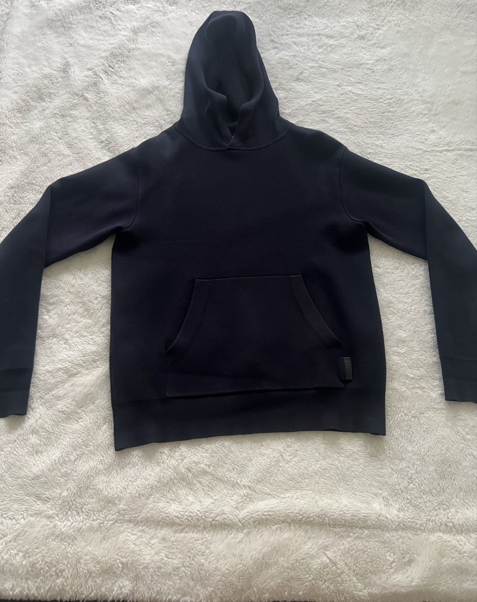 Sandro Pullover & Sweatshirts: Pull capuche bleu marine Sandro  – Neu (gemäss Beschreibung) aus Genève von mel89
