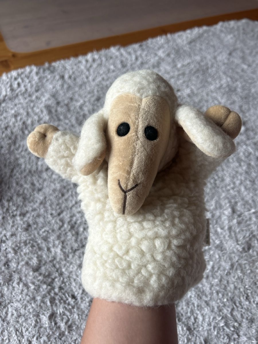 Jouets: Schaf aus Wolle – D'occasion à Alterswil FR par kat_cfw8 1