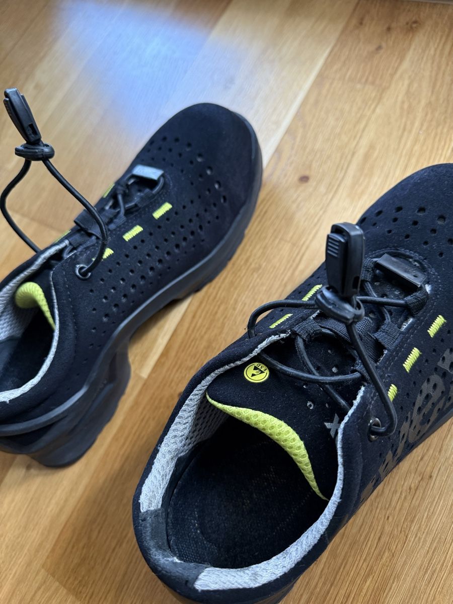 Scarpe da donna: Uvex Arbeitsschuhe, Grösse 38 Gebraucht – Usato da Oberönz venduto da sheky01 1