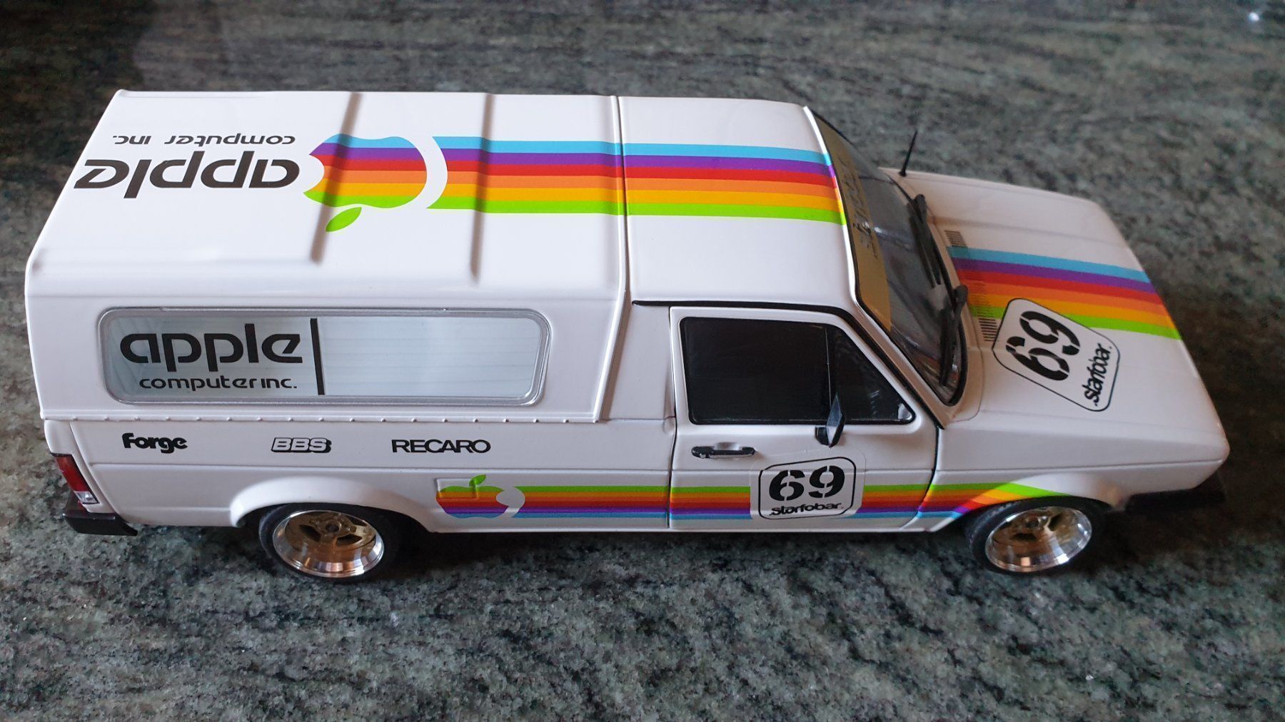 Volkswagen Modellini d'auto: VW GOLF CADDY / 1:18 TUNING – Nuovo e nell'imballaggio originale da Wengi b. Büren venduto da Ot1000 6