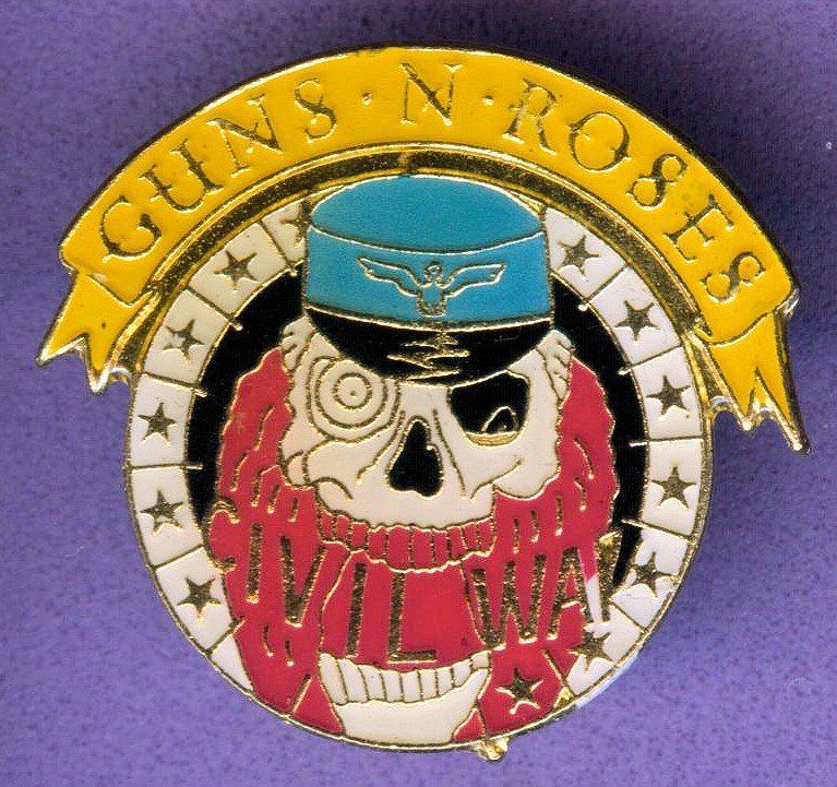 Plaketten & Abzeichen: Guns N' Roses – Gebraucht aus Winterthur von Sammleroase