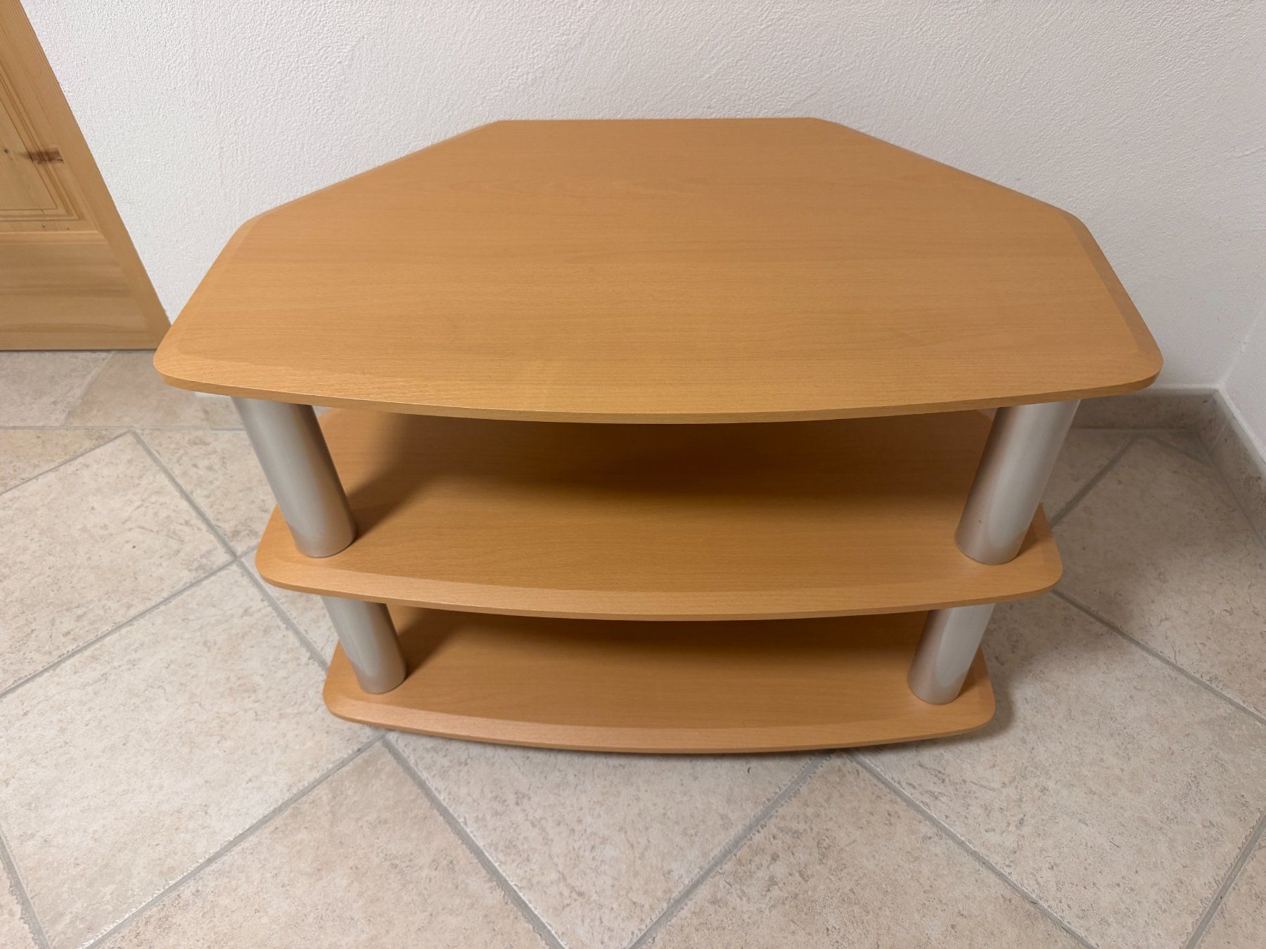 Meubles TV: Eck-TV-Möbel / HiFi-Rack mit 3 Ablagen – D'occasion à Jenaz par Sandrobordoli