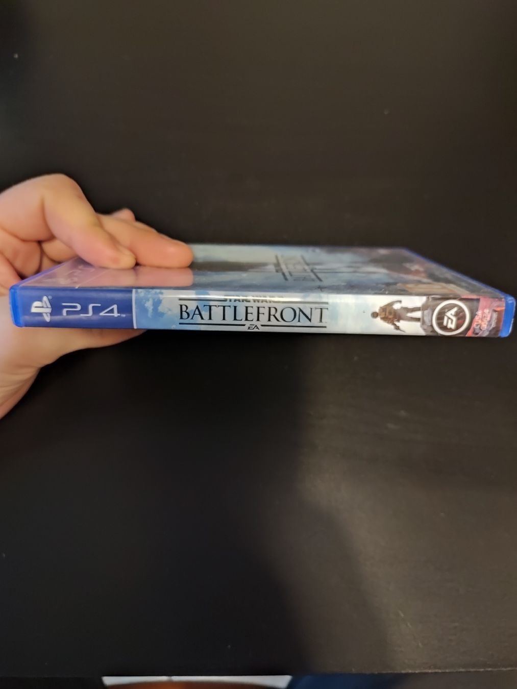 Sony Giochi: Star Wars Battlefront PS4 Game Disc + Case – Usato da Martigny venduto da Errika 2