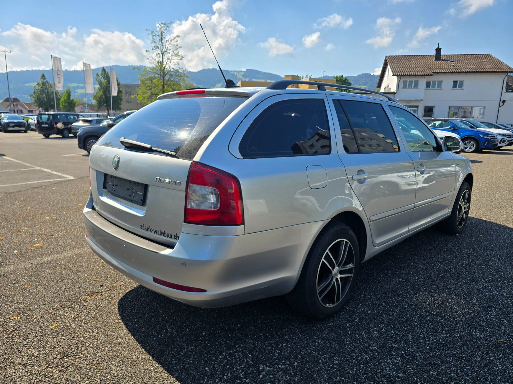 Skoda Automobili: Skoda Octavia Combi 1.8 TSI 4x4 – Usato da Goldach venduto da CityGOAuktion 2