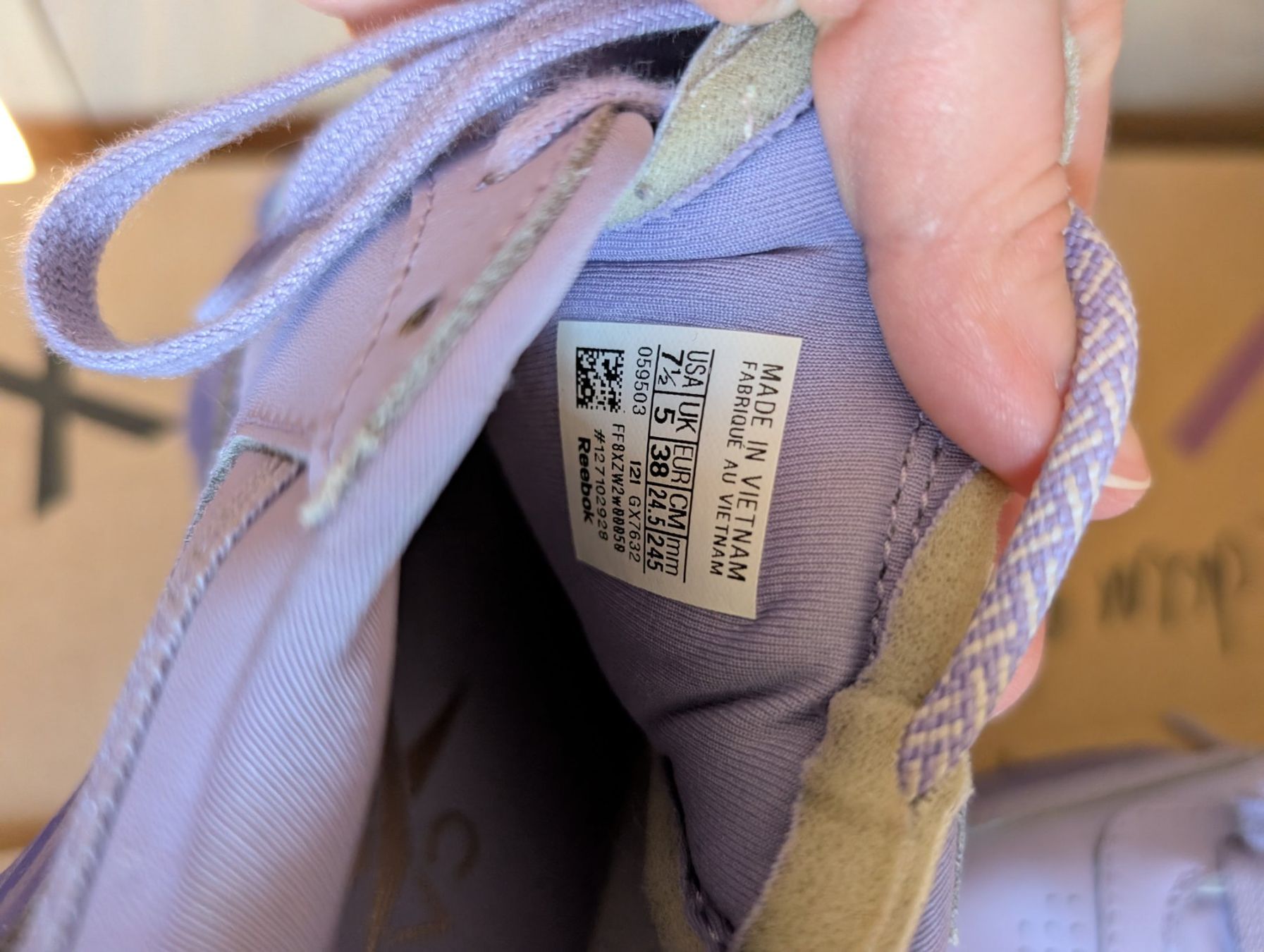 Reebok Scarpe da donna: Reebok Sneaker lila – Usato da Frauenfeld venduto da Shiranui 2