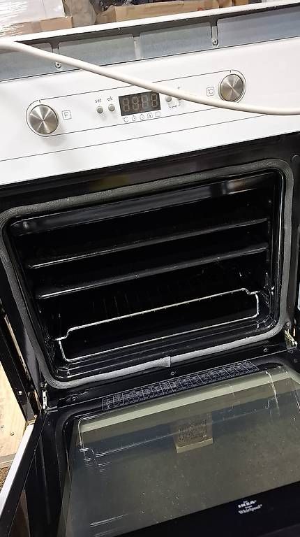 Forni: Einbau-Backofen OVN 640/940 – Usato da Leimbach AG venduto da Shop4AllCH 1