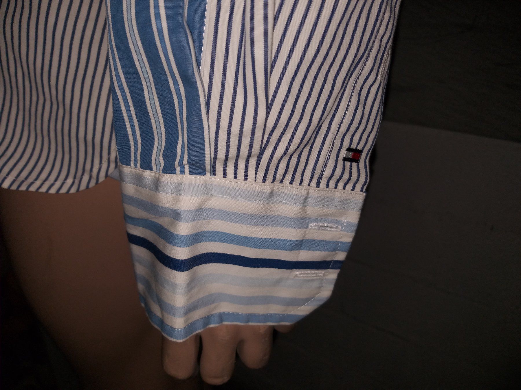 Tommy Hilfiger Hemden: Chemise / Hemd TOMMY HILFIGER  Taille / Grosse L – Gebraucht aus Cossonay-ville von Super-Price-Quality 4