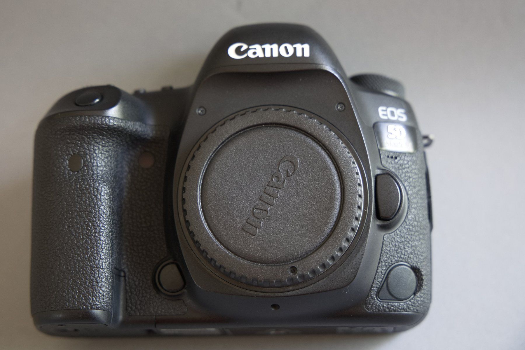Canon Fotocamera: Canon EOS 5D Mark IV – Usato da Tägerig venduto da Toeppel