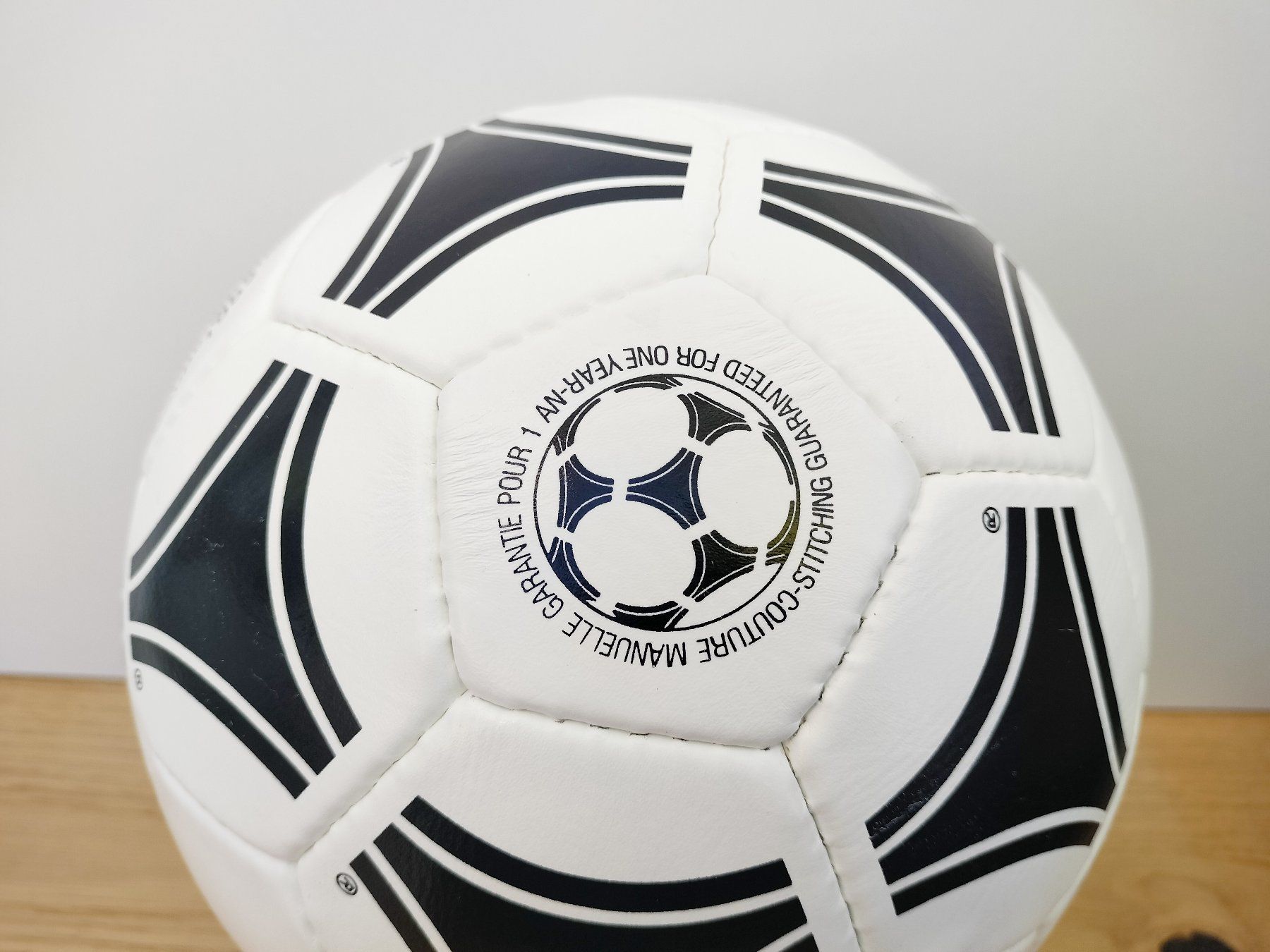 Adidas Palloni: Original Adidas Matchball WM 1982 – Usato da Wil SG venduto da kaizzen 7