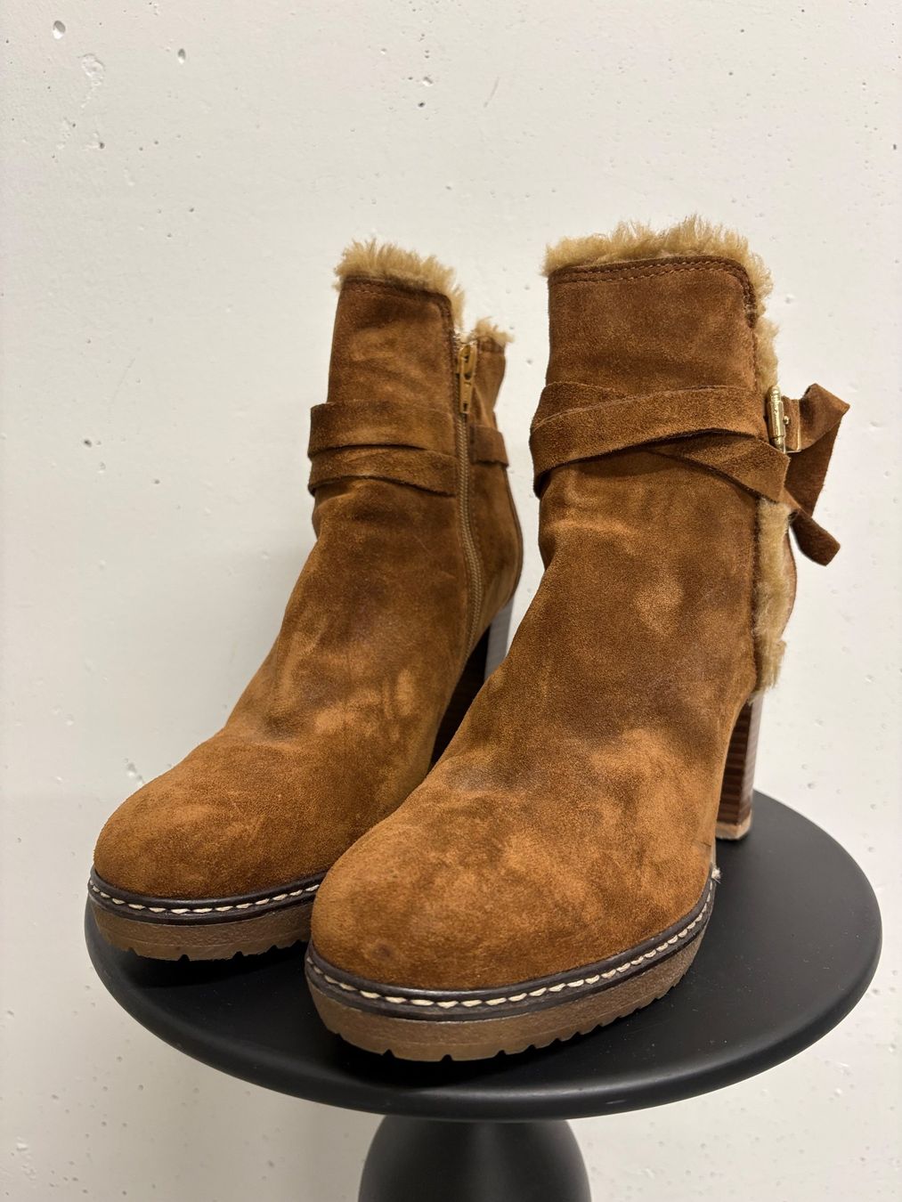 Walder Damenschuhe: Walder Wildleder Stiefeletten Gr. 41 braun camel – Neu (gemäss Beschreibung) aus Regensdorf von secondchancefashion 1
