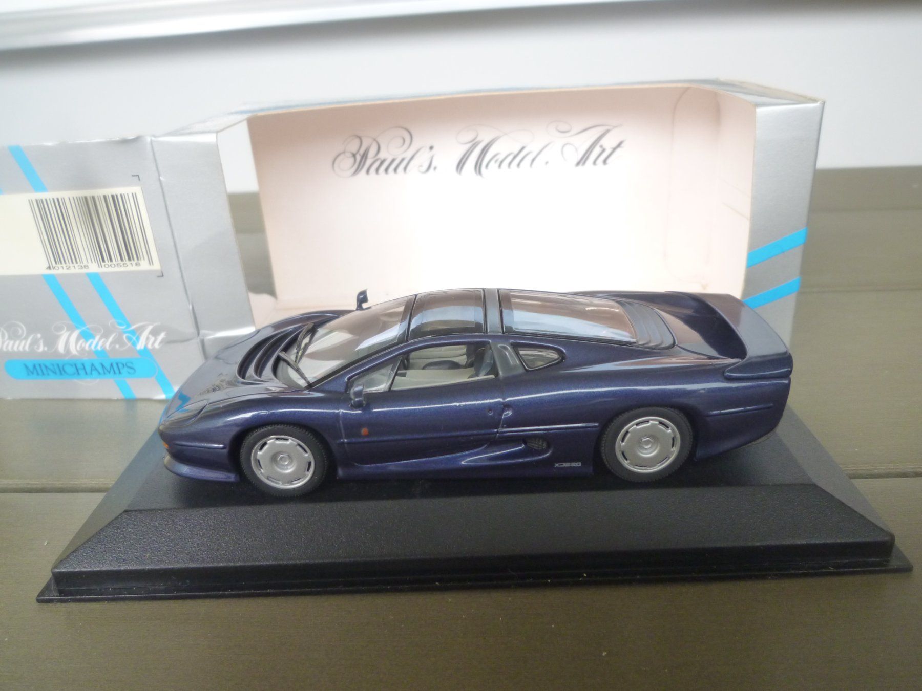 Jaguar Modellini d'auto: Jaguar XJ220 – Nuovo e nell'imballaggio originale da Flawil venduto da Imperiosud 4