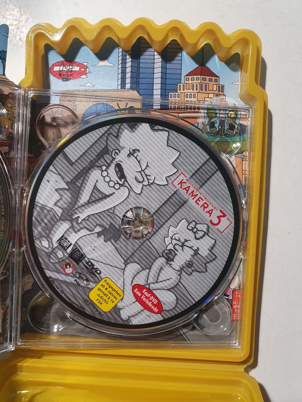 Tutti i DVDs: DVD Set Die Simpsons Season 10 – Usato da Zürich venduto da loosebone 4