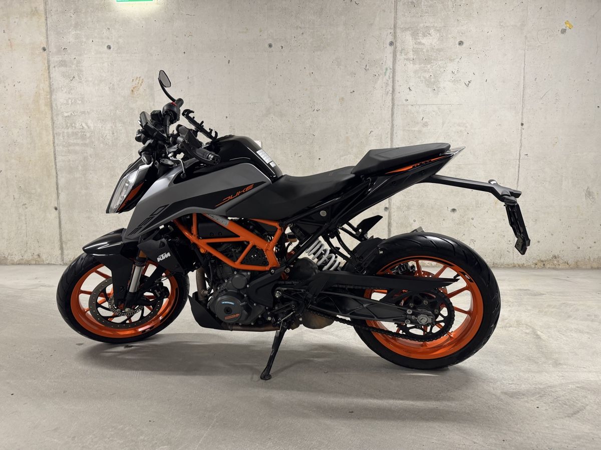KTM Strada: KTM Duke 390 – Usato da Binningen venduto da eli_gn58 2