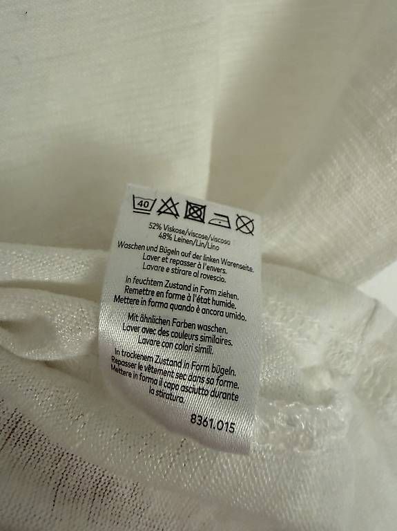 T-shirt: Leinenshirt S – Usato da Alpnach Dorf venduto da rerifeme 2