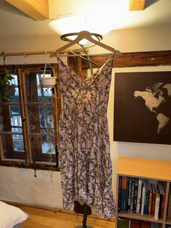 Sommerkleid geblümt mit Spaghettiträgern guter Zustand