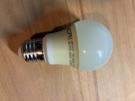 LED Lampe 7W Kunststoff weiss gebraucht E27 Fassung 10 Stück