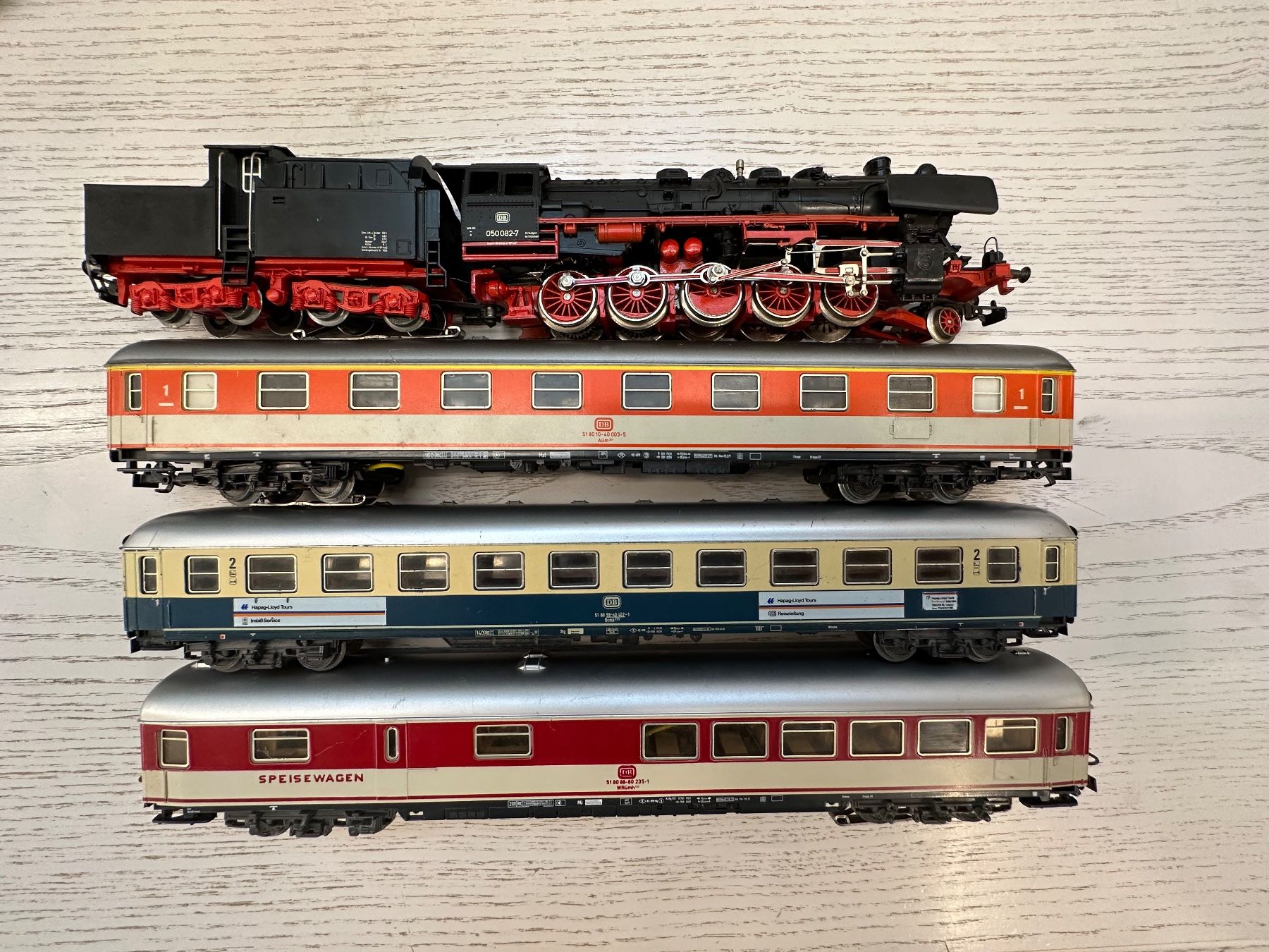 Märklin Modelleisenbahnen: Märklin 3084 DB BR 50 Personenzug – Gebraucht aus Lupsingen von New-Haven 6