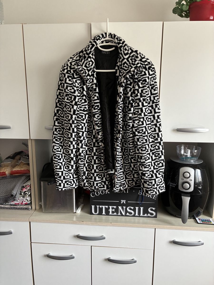 Vestes: Jacke – D'occasion à Ostermundigen par Didi-Mader