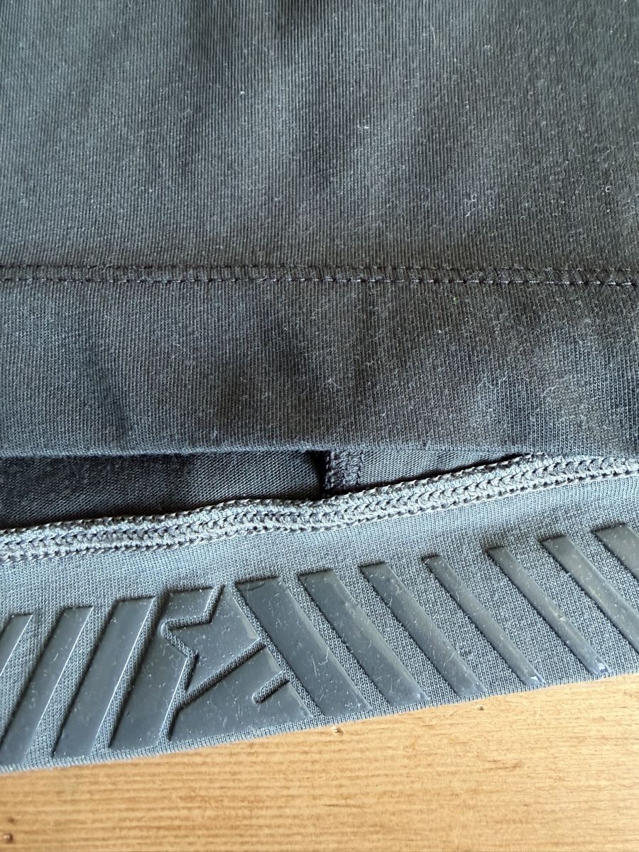 Leibchen & Hosen: 2x Bikeshirt Zimtstern Gr.M – Gebraucht aus Luzern von atlantis24 3