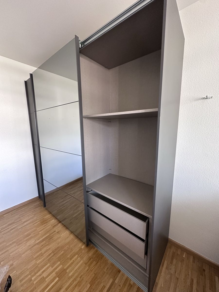 Schränke: Schrank – Gebraucht aus Basel von vanelli35 1