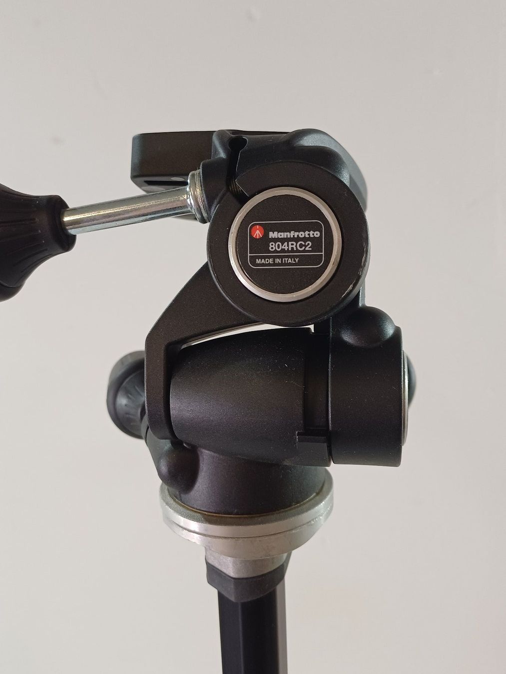 Manfrotto Stative & Stativköpfe: Stativ Manfrotto Pro Aluminium – Gebraucht aus Luzern von IG_Arbeit 2