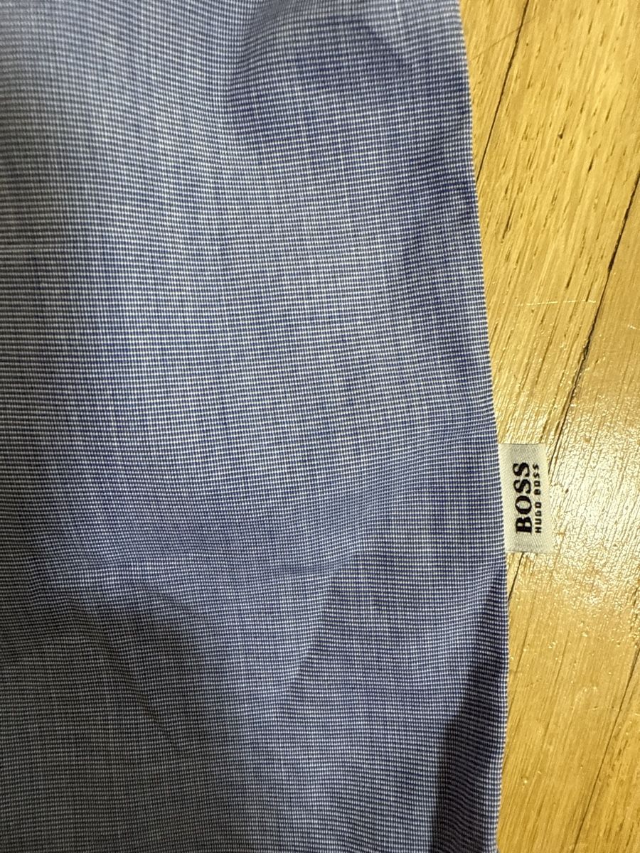 Hugo Boss Hemden, Tops & T-Shirts: Chemise BOSS bébé, taille 6 mois – Neu und originalverpackt aus Chêne-Bourg von Dr_resell_Geneva 2