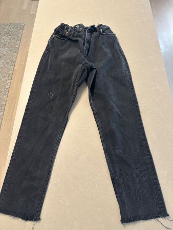 Trendige graue Jeans mit Paperbag-Bund | Gr. 29