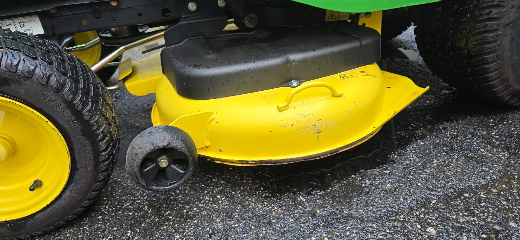 John Deere Tagliaerba: John Deere X320 Rasentraktor, – Usato da Rain venduto da Fafan069 9