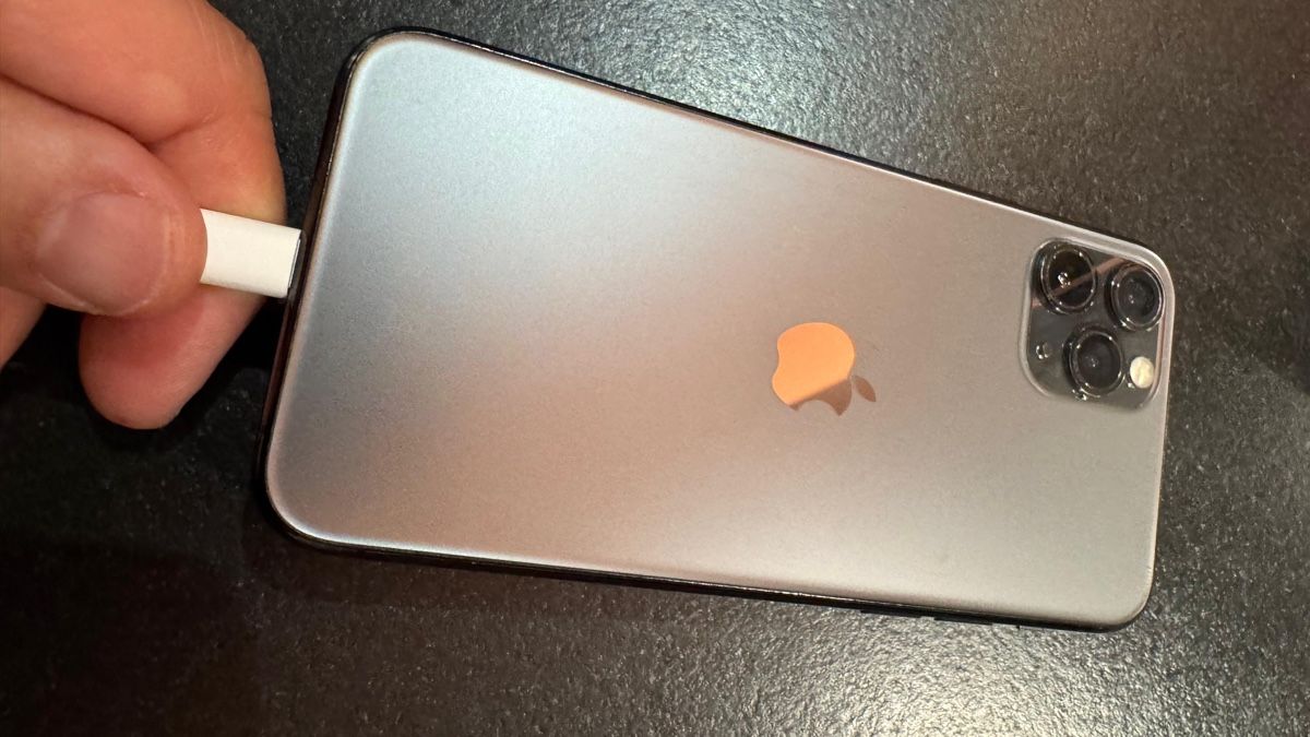Apple Handys / Smartphones: iPhone 11 Pro 256gb – Gebraucht aus Frenkendorf von Balou2018 3