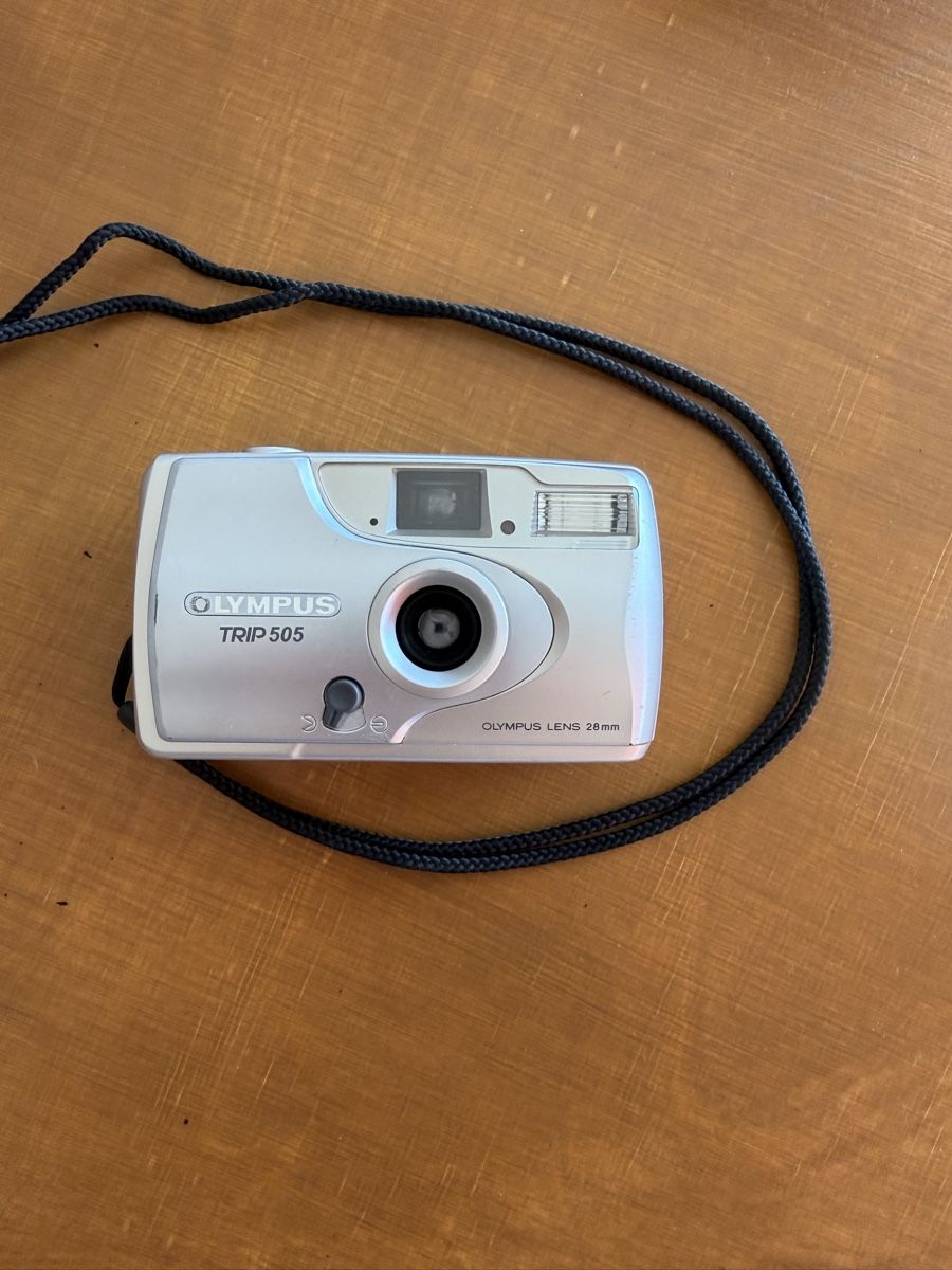 Olympus Kamera: Olympus Trip 505 – Gebraucht aus Nyon von jul_5lvn