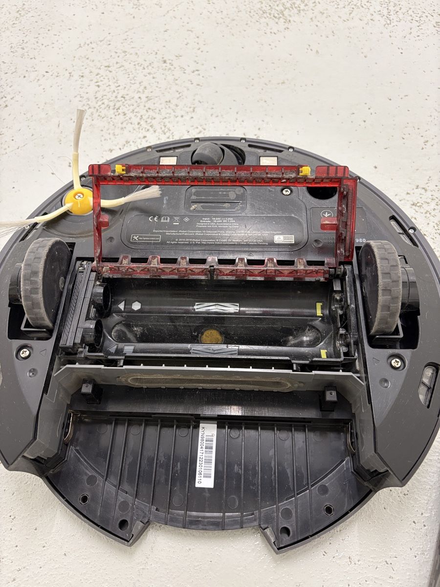 Aspirapolveri & Accessori: Gebrauchter iRobot Roomba 980 – Usato da Schaffhausen venduto da bossi230769 4