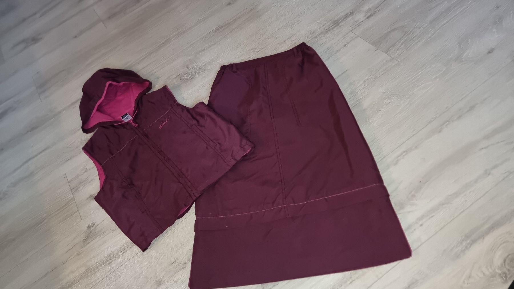 Lotti & Set di vestiti: Here&There Mädchen set Gr. 146 Top Zustand – Usato da Wigoltingen venduto da Zuckerfee84