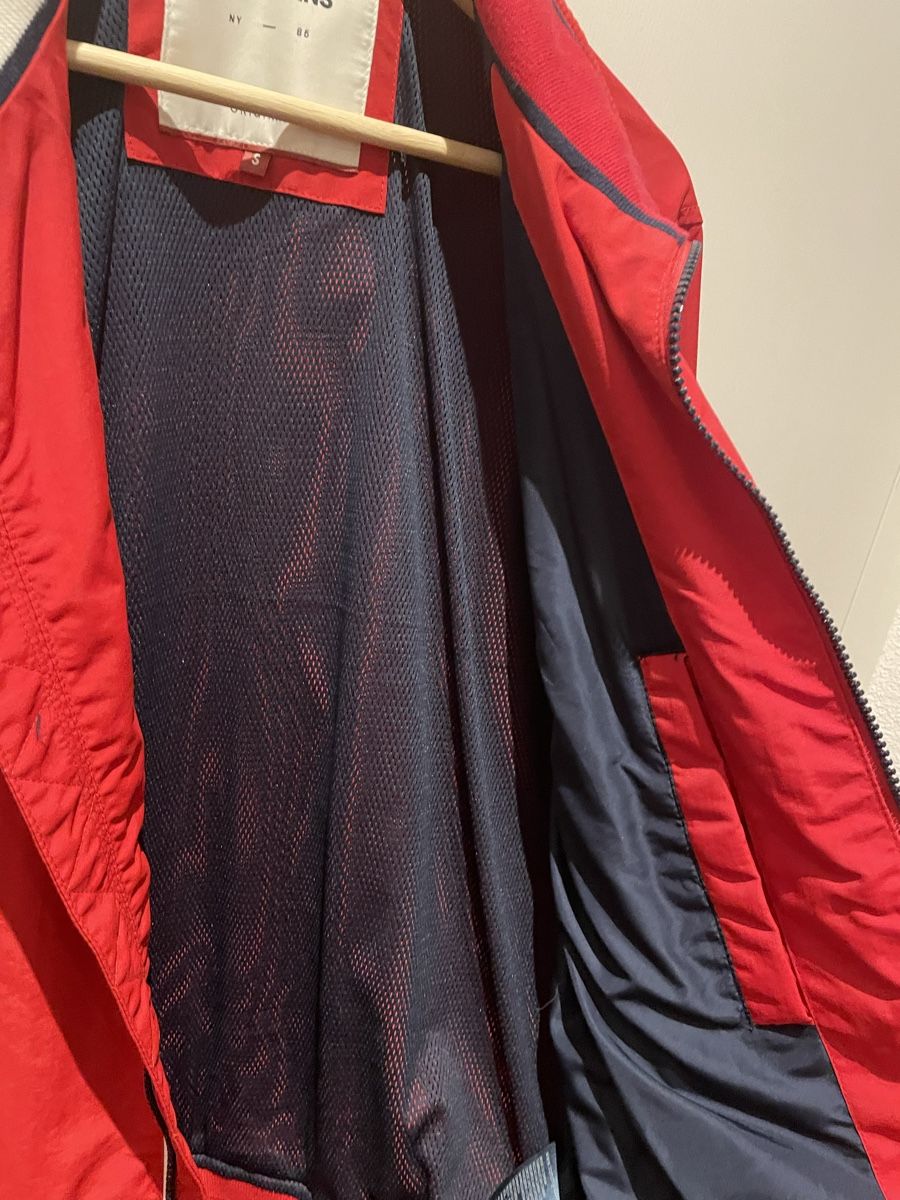 Tommy Hilfiger Giacche: Jacke Tommy Hilfiger S mi-saison – Nuovo (secondo la descrizione) da La Chaux de fonds venduto da car_f9yg 4