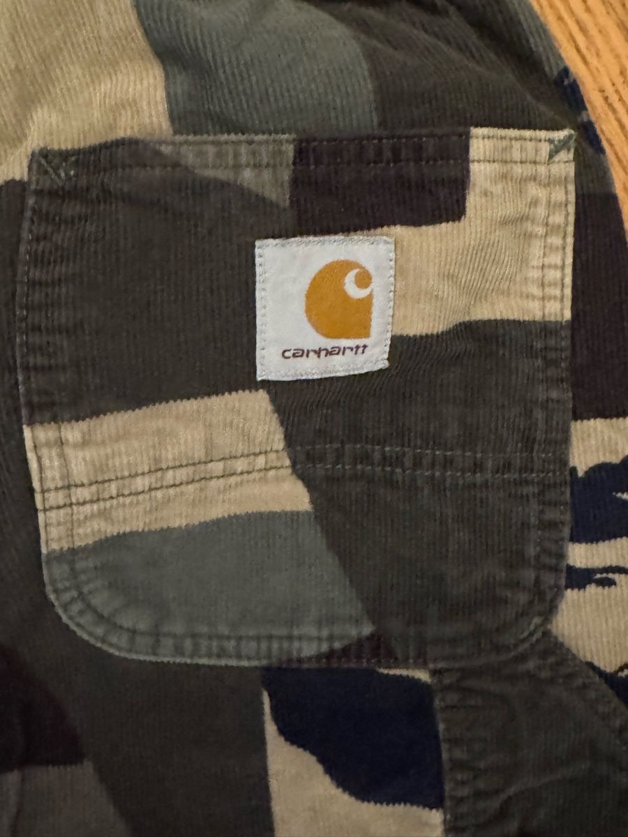 Carhartt Pantaloni: Carhartt Pantalon taille S camouflage Patchwork – Nuovo (secondo la descrizione) da Genève venduto da pau_nt5g 2
