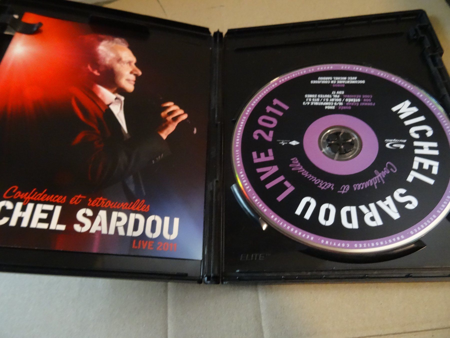 Tutti i DVDs: Michel Sardou Blu-ray Live 2011 – Usato da Olten venduto da Disc-Ausverkauf 1