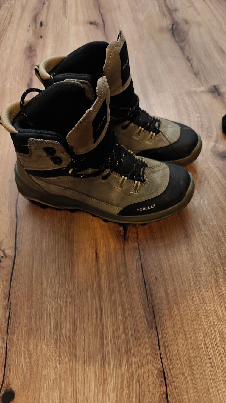 Scarpe da donna: Damen-Wanderschuhe von Forclaz, Grösse 40 – Usato da Turbenthal venduto da nag_5x6c 2