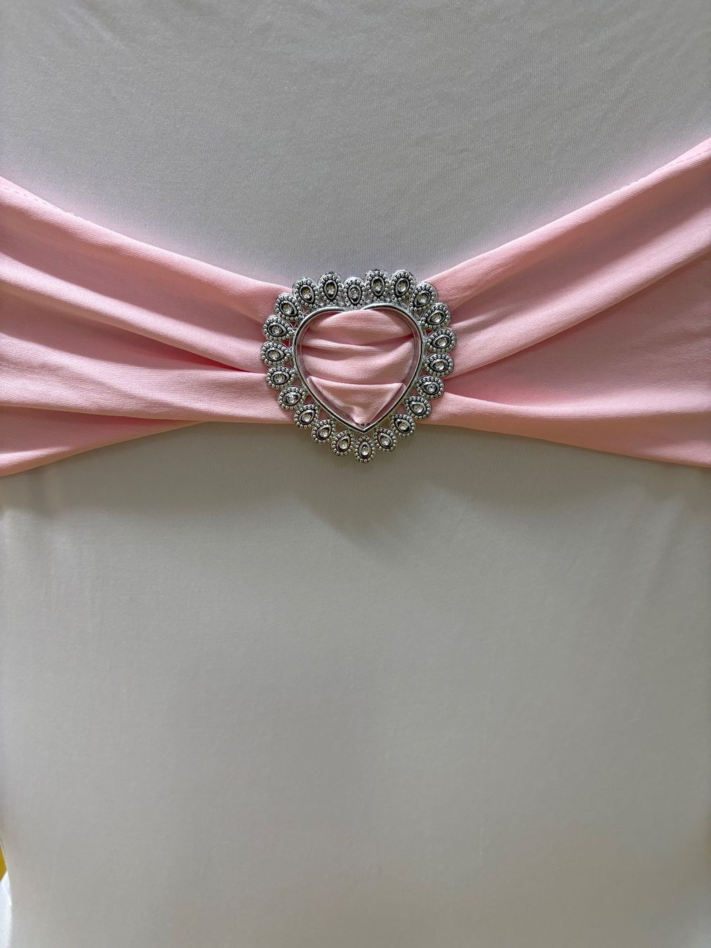 Tutte le decorazioni: 50 Stuhlschleifen Band rosa – Nuovo (secondo la descrizione) da Oftringen venduto da SCHIBLI1 1